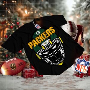 Green Bay Packers NFL Helmet Graphic T Shirt