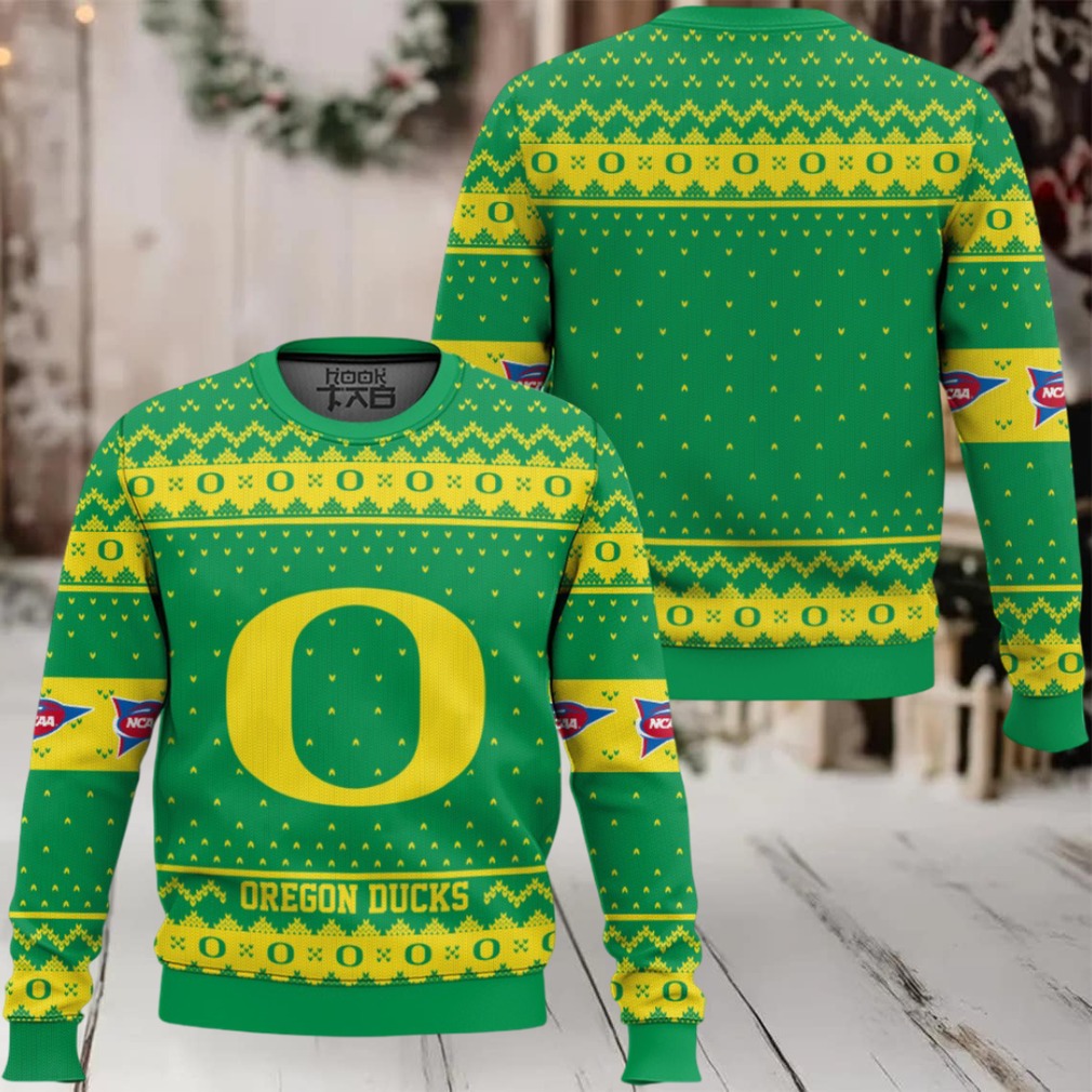 Oregon Ducks – Custom Name And Number Ugly Christmas Sweater Oregon Ducks – Custom Name And Number Ugly Christmas Sweater