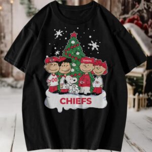 Snoopy and Friends Kansas City Chiefs Merry Christmas Tree Shirt